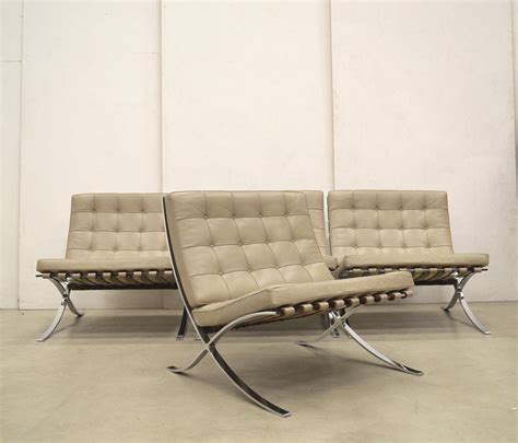 Set of 4 Barcelona Chairs by Mies v.d. Rohe for Knoll Beige-Sand ...