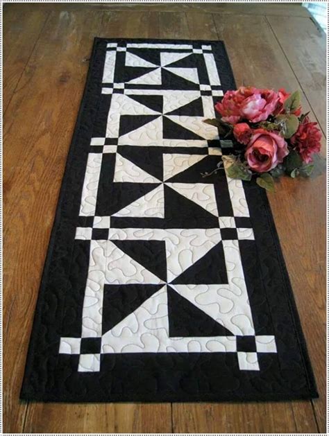 Patchwork Table Runners 的图像结果