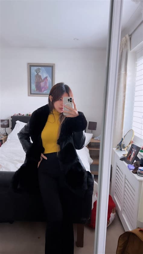 Ms Puiyi Spends Christmas With M’sia-Based YouTuber Who’s Believed To Be Her New Boyfriend