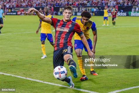 1,805 Brandon United Fc Stock Photos, High-Res Pictures, and Images ...