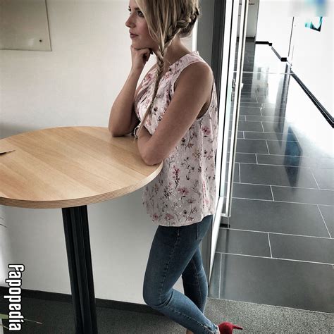 Corinna Borau Nude Leaks - Photo #5785062 - Fapopedia