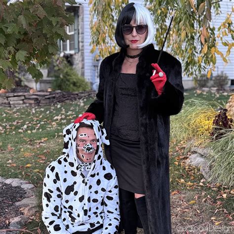 My easy Cruella Deville costume DIY with Dalmatian - Cuckoo4Design