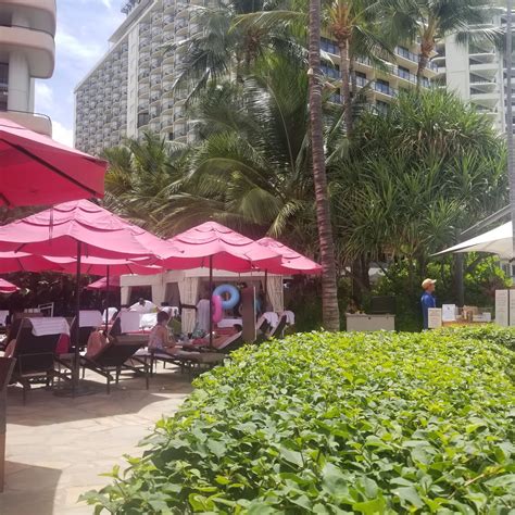 Surf Lanai - Honolulu, Hawaii - chichicho~