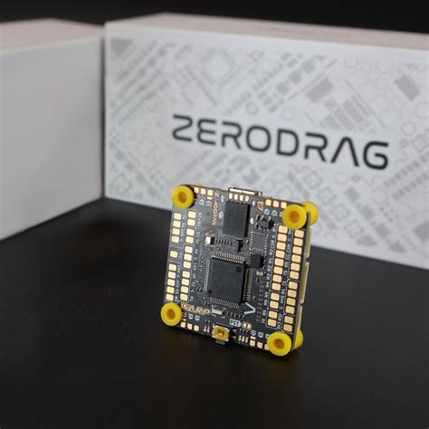Zerodrag Warp F7 Flight Controller – Fully Solder-Less Design with 12-