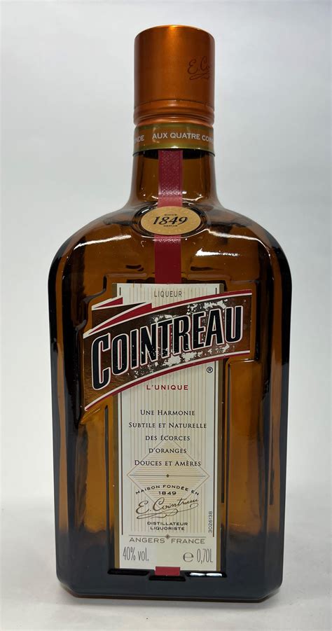 Lot - One Cointreau Liqueur, 700 ml bottle