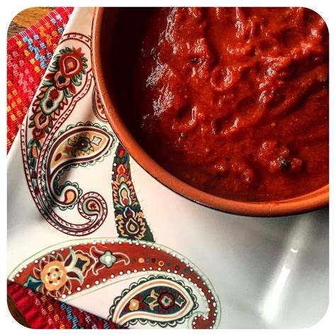 Crock Pot Marinara Sauce - The Skinnyish Dish