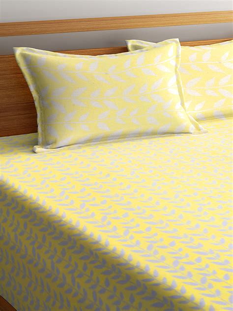 100% Cotton King Size Handwoven Bed Cover with Two Pillow Covers by KL ...