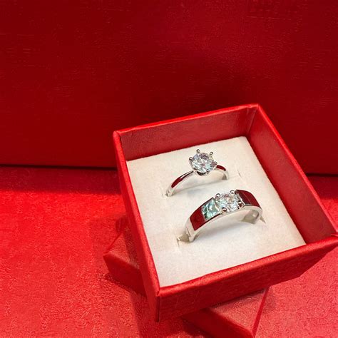 Minimalist Jewelry Collection – TIARA JEWELS