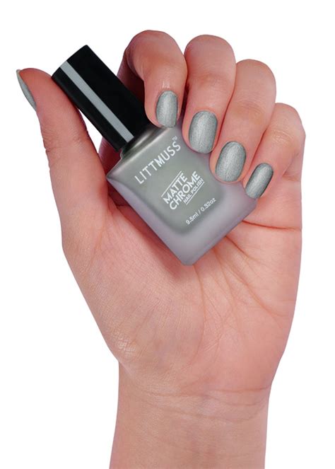 Get Matte Chrome Nail Polish Heavenly Honey -001 at ₹ 169 | LBB Shop