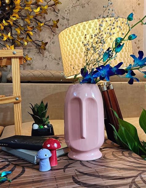 Face Shape Flower Vase Color Pink – Niyara