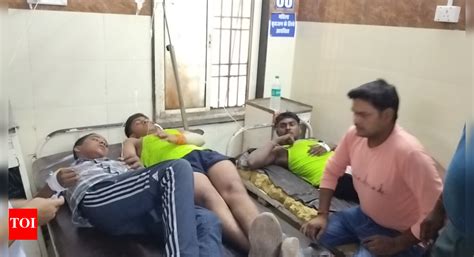 2 dead, several injured as container hits tractor-trolly carrying ...