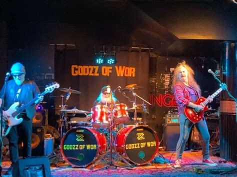 GodZZ in Winlaton , Crown & Cannon - Winlaton, Rowlands Gill, 5 October ...