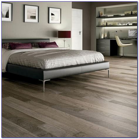 Best Way To Clean Luxury Vinyl Floors - Flooring Blog