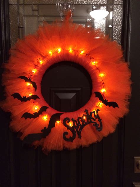 Pin by Anne Morel on Halloween Spooktacular! | Halloween tulle wreath ...