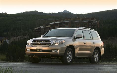 2010 Toyota Land Cruiser Image. Photo 33 of 58