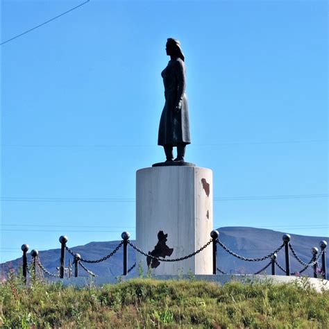 MONUMENT TO FEMALE GEOLOGIST (2026) All You Need to Know BEFORE Going ...