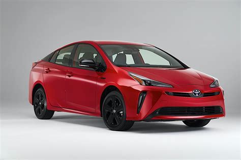 Supersonic Red Toyota Prius Is a Nod to the Original American Market Hybrid - autoevolution