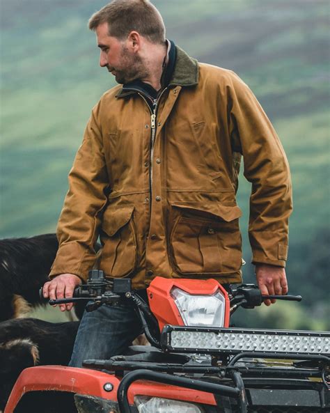 Men's Waxed Canvas Jackets | Filson | Waxed canvas jacket, Filson ...