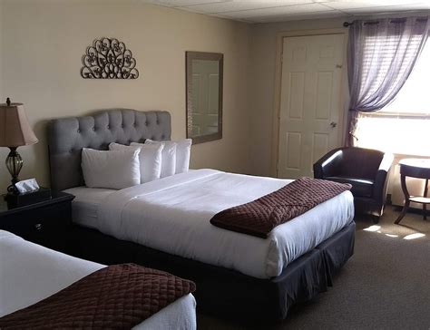 SAINT ANDREWS INN & SUITES (New Brunswick) - Motel Reviews, Photos ...
