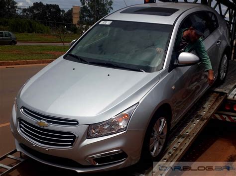 Chevrolet Cruze Hatch LTZ 2015: preço e especificações