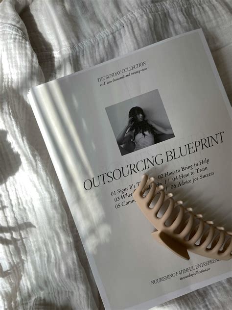 Cover Page Text Image 的图像结果