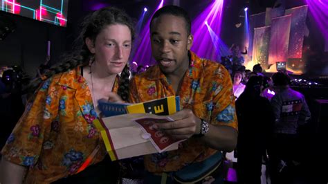 Watch The Amazing Race Season 31 Episode 5: I'm a Bird, I'm a Plane, I ...