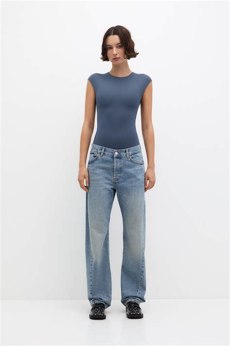 Baggy - Jeans - Collection - Woman - PULL&BEAR Philippines / Repúblika ...