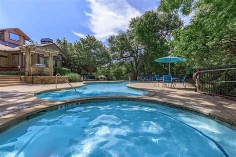 The Woods of Five Mile Creek - Apartments in Dallas, TX