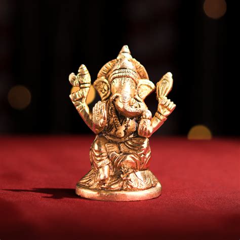 Symbolism Behind Lord Ganesha's Trunk Position – The Divine Tales