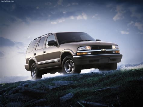 Chevrolet Blazer (2001) - pictures, information & specs