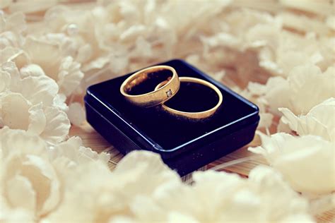 Wedding Ring Background 的图像结果