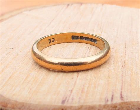 22k white gold spinner ring uk apk v3.6.0