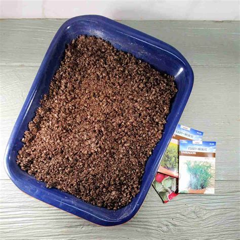 DIY Seed Starting Mix Plus a Soilless Potting Mix Recipe