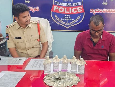 ACB nabs Lingampet SI, constable for accepting Rs 10,000 as bribe