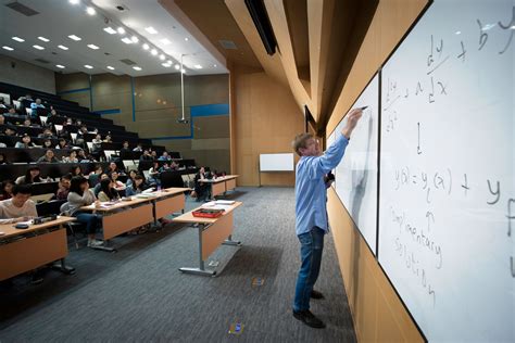 Department of Applied Mathematics - Xi'an Jiaotong-Liverpool University