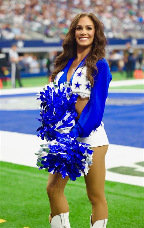 Native Dallas Cowboy Cheerleader