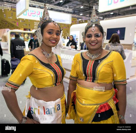 Sri Lankan Traditional Clothing at Lisa Leach blog
