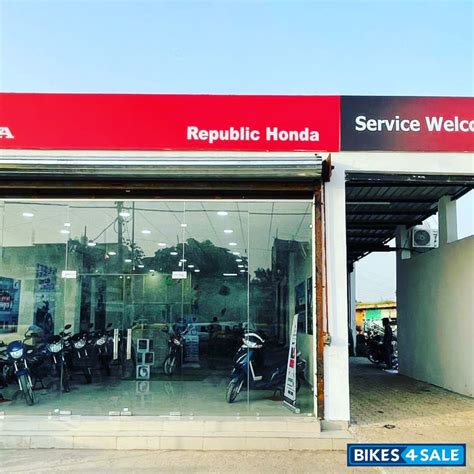Republic Honda Showroom and Service Center, Gautam Buddha Nagar, Uttar ...