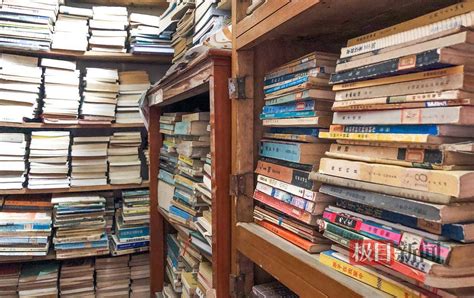 10多年收藏了4万多册旧书，翁媳俩开起旧书店卖书_余茜_欧阳家_书籍