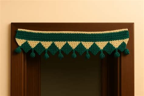 Handcrafted Crochet Trim - Emerald Green & Cream Diamond Pattern