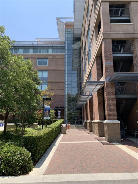 Donald Bren School of Information and Computer Science - Cannon