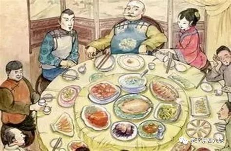 年夜饭的大圆桌，其实只用了三百年，几千年的方桌为何不用了？_中国