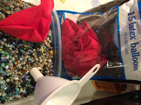 Exploding a Stress Ball 的图像结果