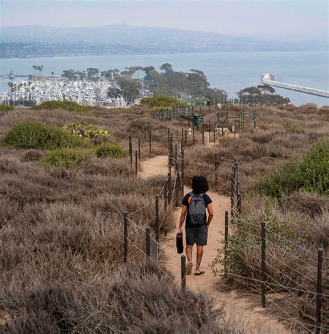 Here are 4 easy seaside hikes in Orange County with a cool breeze and ...