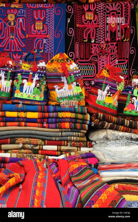 Peru Textiles 的图像结果