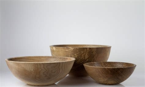 Beautiful handmade wooden bowls by wood turner artist Matt Jones