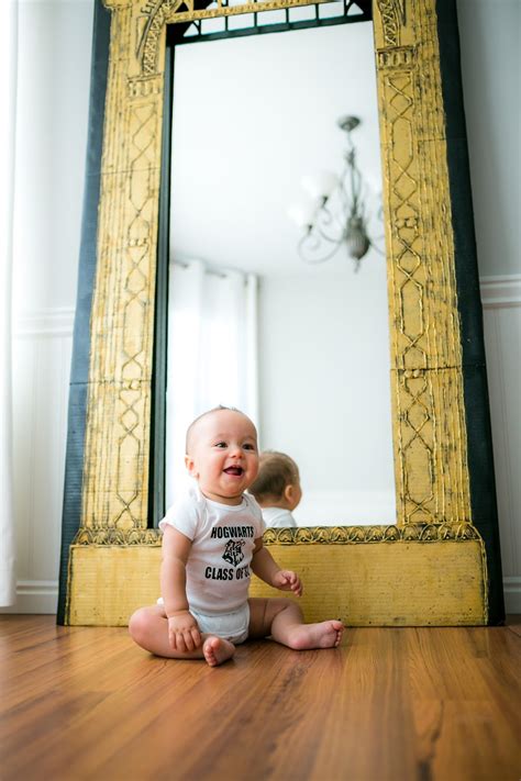 Delicious Reads: DIY Harry Potter Cardboard "Mirror of Erised" Tutorial