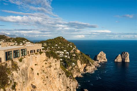 Capri Villa on Spectacular Clifftop, Amalfi Coast, Italy– Icon Private ...