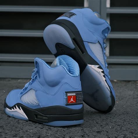 Air Jordan 5 UNC DV1310-401 Release Date | SneakerNews.com