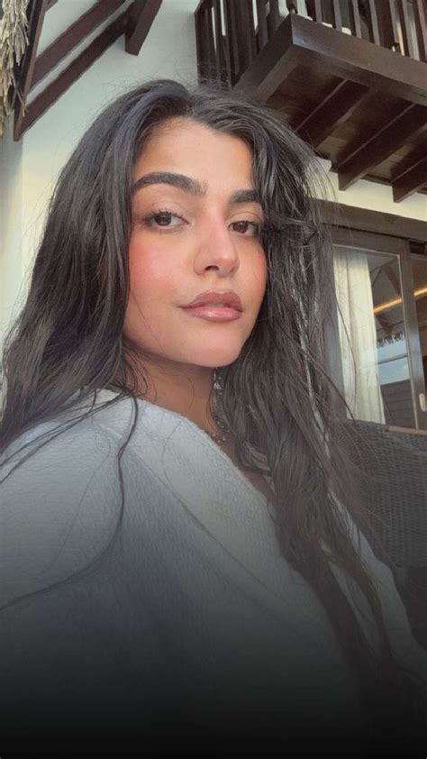 Kritika Khurana’s 9 Practical Tips To Break Toxic Loop